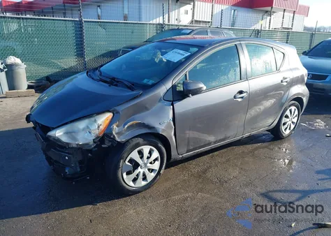 2013 Toyota Prius C Two из США, поврежденный, VIN JTDKDTB30D1556962